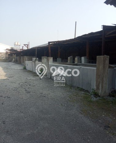 Untuk Disewa Gudang di Pakis Malang LT 3000m2, LB 1500m2 Untuk Disewa Gudang di Pakis Malang LT 3000m2, LB 1500m2