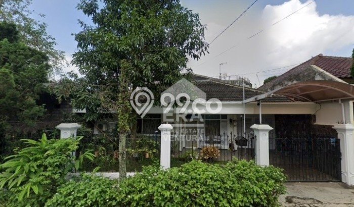 DIJUAL CEPAT! Rumah Modern di Tidar, Malang, Luas 236m2m² LB 265m2m² BISA KPR! DIJUAL CEPAT! Rumah Modern di Tidar, Malang, Luas 236m2m² LB 265m2m² BISA KPR!