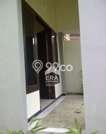Jual Segera Rumah 2 KT 1 KM di Lokasi Strategis, Malang Jual Segera Rumah 2 KT 1 KM di Lokasi Strategis, Malang