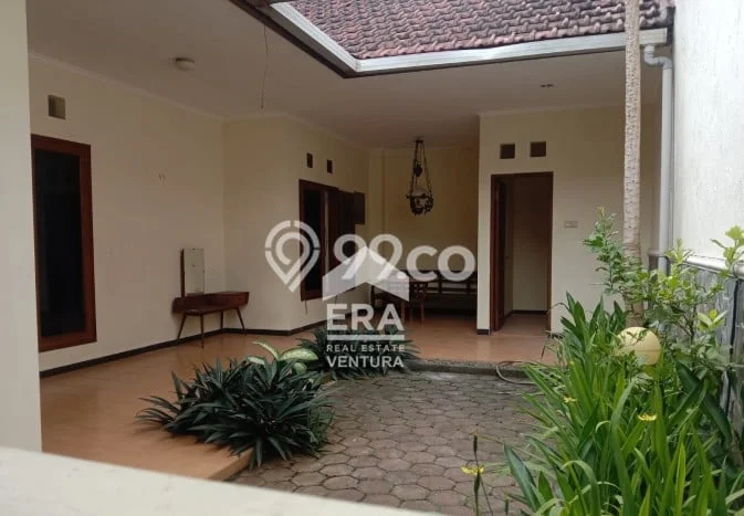 Jarang Ada! Rumah Sewa 3 Kamar Nyaman Siap Huni Dieng Jarang Ada! Rumah Sewa 3 Kamar Nyaman Siap Huni Dieng