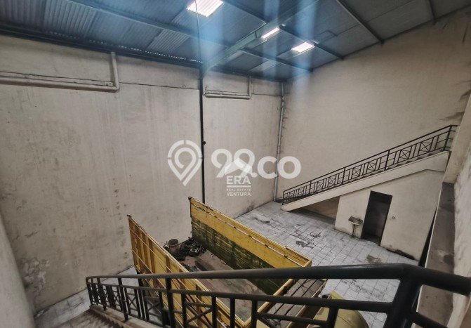 Ruko Komersial Disewakan di Blimbing Malang Luas 270m2 Ruko Komersial Disewakan di Blimbing Malang Luas 270m2