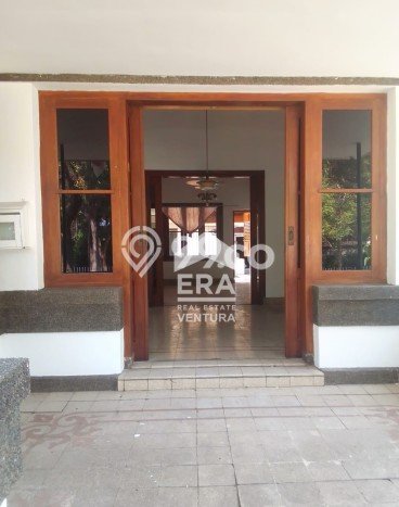 Rumah Disewakan Malang LT 680m2 LB 400m2 Area Malang Kota Rumah Disewakan Malang LT 680m2 LB 400m2 Area Malang Kota