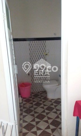 Rumah Nyaman area Kedungkandang, Malang, LT 141m2m² Bangunan 90m2m² Rumah Nyaman area Kedungkandang, Malang, LT 141m2m² Bangunan 90m2m²