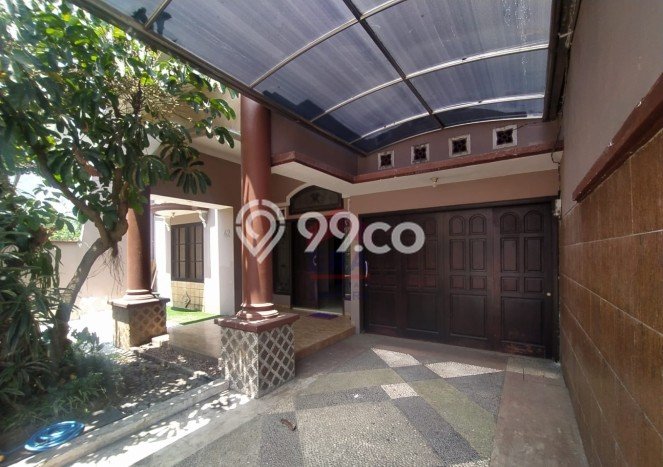 Hunian Mewah LB 350m2 Siap Pakai Desain Elegan di Araya, Malang Hunian Mewah LB 350m2 Siap Pakai Desain Elegan di Araya, Malang