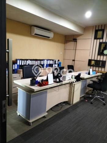 Kantor Bagus LT 240m2 LB 755m2 Dijual di Tanah Abang Jakarta Pusat Kantor Bagus LT 240m2 LB 755m2 Dijual di Tanah Abang Jakarta Pusat