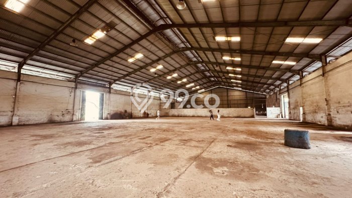 Pabrik Dijual di Tangerang LT 26350m2 & LB 2700m2 Lokasi Terbaik! Pabrik Dijual di Tangerang LT 26350m2 & LB 2700m2 Lokasi Terbaik!
