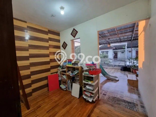 Jual Rumah Bagus Siap Huni LB 220m2 di Antapani, Bandung Jual Rumah Bagus Siap Huni LB 220m2 di Antapani, Bandung