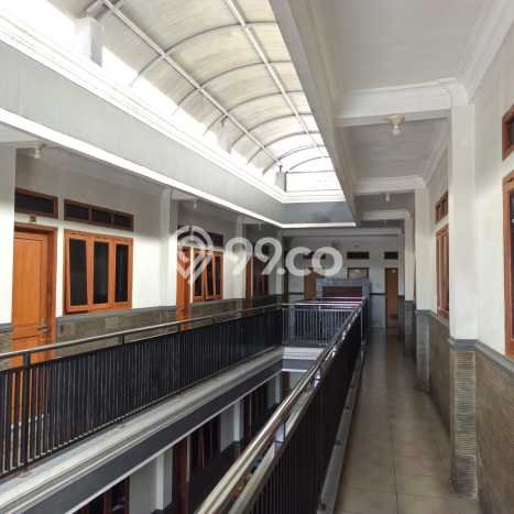 Hot Offer Hunian Premium Ideal dan Luas di Kiaracondong, Bandung Hot Offer Hunian Premium Ideal dan Luas di Kiaracondong, Bandung