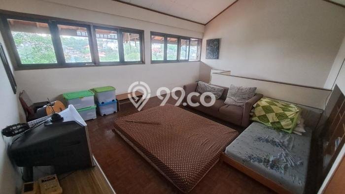 Rumah Luas Asri 3 KT Siap Pakai di Cikutra Bandung Rumah Luas Asri 3 KT Siap Pakai di Cikutra Bandung