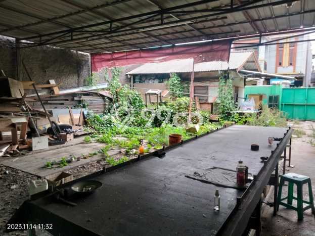 Lahan Strategis di Antapani Dijual dengan Luas 218m2 Lahan Strategis di Antapani Dijual dengan Luas 218m2