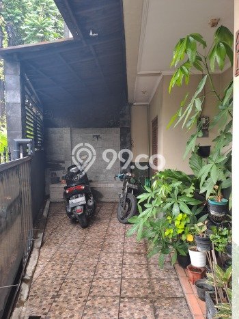 For Sale Rumah 4 Kamar Lokasi Ideal Bagus dan Strategis di Coblong For Sale Rumah 4 Kamar Lokasi Ideal Bagus dan Strategis di Coblong