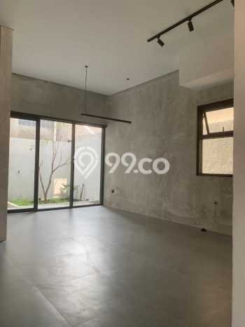 Rumah Strategis 3 Kamar Tidur dan 2 Kamar Mandi di Arcamanik, Dekat Pusat Kota, Bandung Rumah Strategis 3 Kamar Tidur dan 2 Kamar Mandi di Arcamanik, Dekat Pusat Kota, Bandung