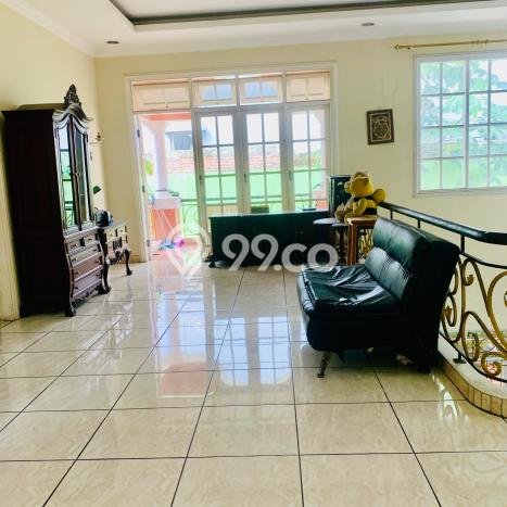 Jual Rumah Mewah Megah Dengan View Eksklusif di Kota Wisata, Jakarta Timur Jual Rumah Mewah Megah Dengan View Eksklusif di Kota Wisata, Jakarta Timur