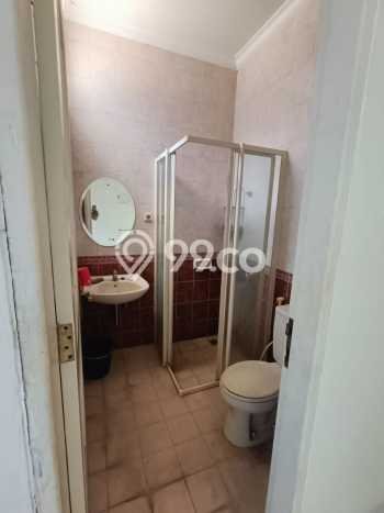 Jual Rumah Eksklusif 5 KT di Kota Wisata, Jakarta Timur Jual Rumah Eksklusif 5 KT di Kota Wisata, Jakarta Timur