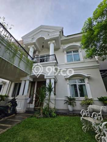 Rumah Elit LB 400m2 Siap Huni Desain Elegan di Legenda Wisata, Jakarta Timur Rumah Elit LB 400m2 Siap Huni Desain Elegan di Legenda Wisata, Jakarta Timur