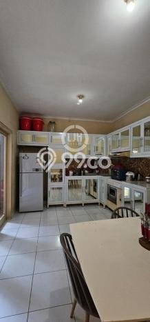 Dijual Rumah Mewah Elegan Dengan View Cantik di Kota Wisata, Jakarta Timur Dijual Rumah Mewah Elegan Dengan View Cantik di Kota Wisata, Jakarta Timur