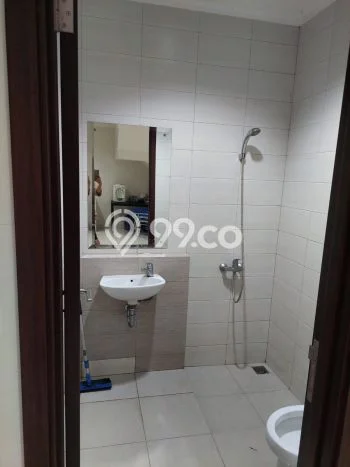 Rumah sewa siap huni 5 Kamar Tidur di BSD Eminent, Tangerang Rumah sewa siap huni 5 Kamar Tidur di BSD Eminent, Tangerang