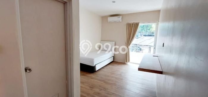 Hot Offer Hunian Mewah Ideal dan Luas di Cisauk, Tangerang Hot Offer Hunian Mewah Ideal dan Luas di Cisauk, Tangerang