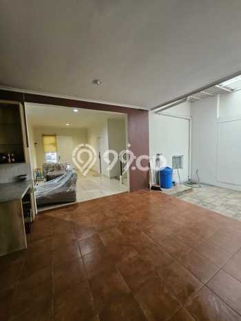 Disewakan! Rumah 3 Kamar Tidur &
2 Kamar Mandi di BSD Delatinos, Tangerang Disewakan! Rumah 3 Kamar Tidur &
2 Kamar Mandi di BSD Delatinos, Tangerang