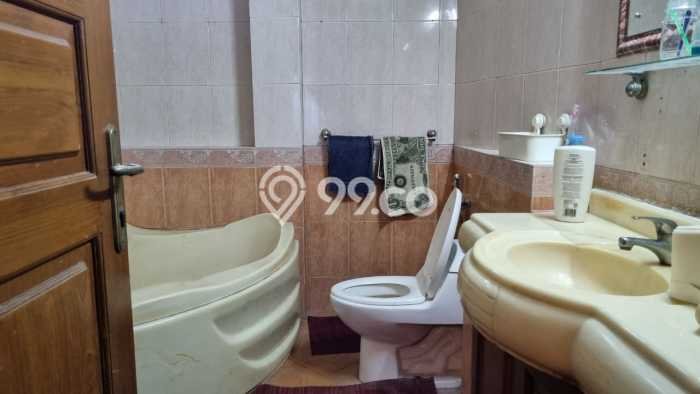Rumah sewa siap huni 4 Kamar Tidur di BSD Giri Loka, Tangerang Rumah sewa siap huni 4 Kamar Tidur di BSD Giri Loka, Tangerang