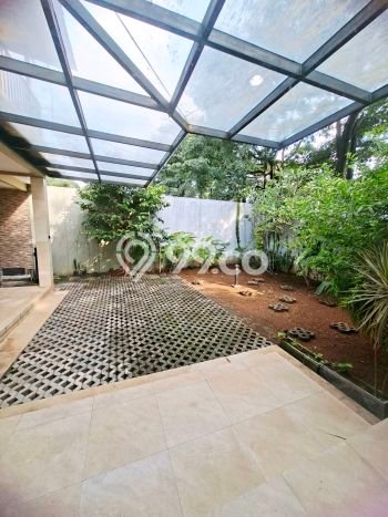 Lokasi terbaik! Rumah siap huni disewakan di BSD LB 450m2 Lokasi terbaik! Rumah siap huni disewakan di BSD LB 450m2