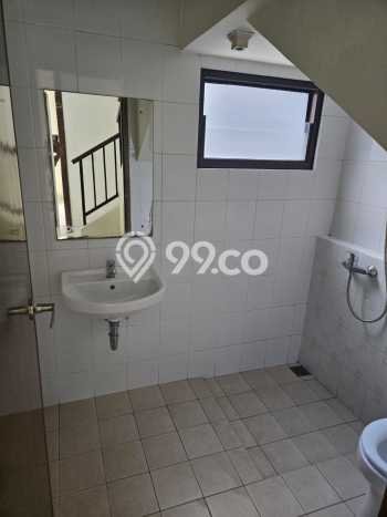 Hunian Strategis 3 KT LB 100m2 Kondisi Bagus di BSD The Icon Hunian Strategis 3 KT LB 100m2 Kondisi Bagus di BSD The Icon