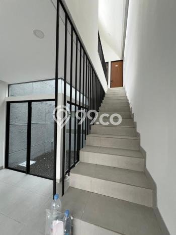 Dijual Hunian Rumah Terawat 3 KT di BSD Griya Loka, Tangerang Dijual Hunian Rumah Terawat 3 KT di BSD Griya Loka, Tangerang