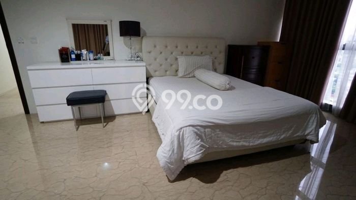 Apartemen di Pancoran, 3 KT, Luas 156m2m², Strategis Apartemen di Pancoran, 3 KT, Luas 156m2m², Strategis