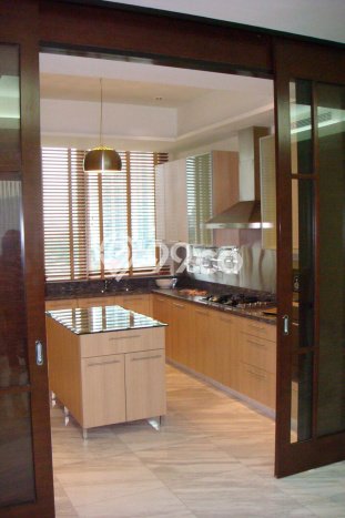 Hunian Apartemen Eksklusif untuk Dijual di Jakarta Selatan dengan 3 BR & 3 Kamar Mandi Hunian Apartemen Eksklusif untuk Dijual di Jakarta Selatan dengan 3 BR & 3 Kamar Mandi
