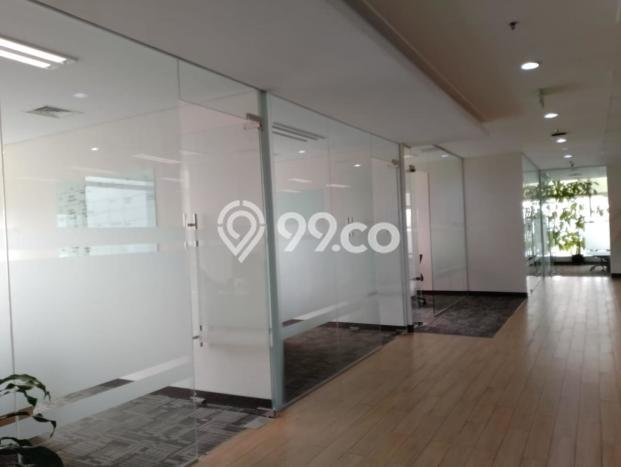 Dijual Kantor Area Bisnis Kawasan , Luas 1092m2m², Jalan Utama Dijual Kantor Area Bisnis Kawasan , Luas 1092m2m², Jalan Utama