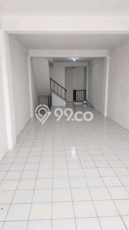 Ruko Dijual di Prime Area Jakarta Utara Luas 240m2 Ruko Dijual di Prime Area Jakarta Utara Luas 240m2