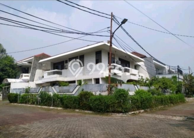 Dijual Rumah Luas Elegan Dengan View Cantik di Green garden, Jakarta Barat Dijual Rumah Luas Elegan Dengan View Cantik di Green garden, Jakarta Barat