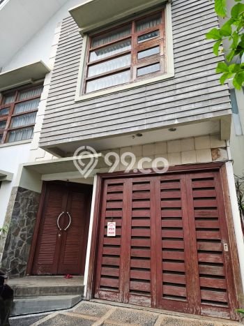 Jual Rumah Luas Elegan Dengan View Eksklusif di Green garden, Jakarta Barat Jual Rumah Luas Elegan Dengan View Eksklusif di Green garden, Jakarta Barat