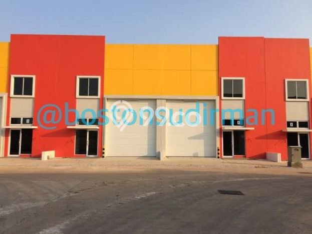 LOKASI PREMIUM! Gudang di Cakung, Luas 162m², Jalan Utama, Area Komersial LOKASI PREMIUM! Gudang di Cakung, Luas 162m², Jalan Utama, Area Komersial