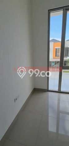 Rumah di Pantai Indah Kapuk 2, Jakarta Utara, Luas 80m² Bangunan 150m² Rumah di Pantai Indah Kapuk 2, Jakarta Utara, Luas 80m² Bangunan 150m²