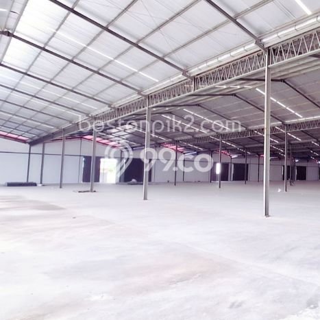 Gudang disewakan lokasi strategis Kosambi Tangerang 3228m2 Gudang disewakan lokasi strategis Kosambi Tangerang 3228m2