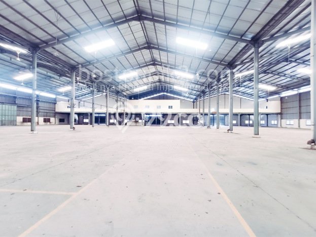 Disewakan Gudang Strategis Kawasan Pakuhaji, Luas 7000m², Lokasi Berkembang Disewakan Gudang Strategis Kawasan Pakuhaji, Luas 7000m², Lokasi Berkembang