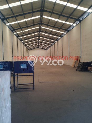 LOKASI PREMIUM! Gudang Area Bisnis di Kamal, Luas 897m², Siap Operasional LOKASI PREMIUM! Gudang Area Bisnis di Kamal, Luas 897m², Siap Operasional