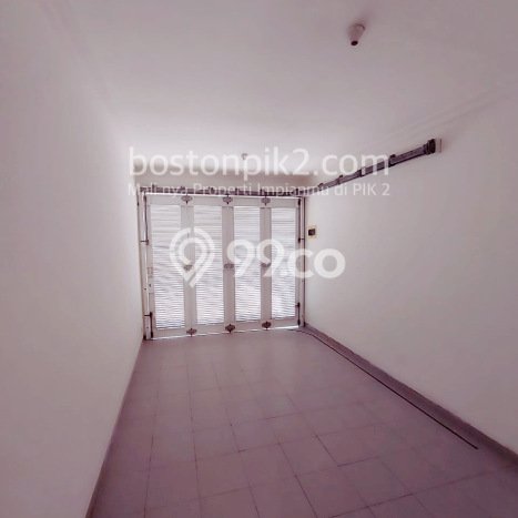 BEST LOCATION! Rumah di Suvarna Sutera, Dekat Tol, 4 KM, Luas 300m² LB 225m² BEST LOCATION! Rumah di Suvarna Sutera, Dekat Tol, 4 KM, Luas 300m² LB 225m²
