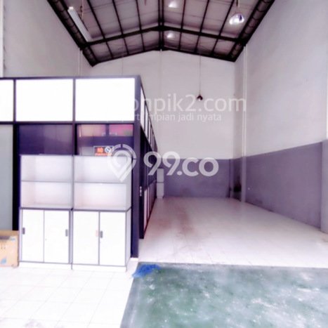 Unit Gudang disewakan di Cakung Jakarta Timur dengan LT 162m2 / LB 126m2 Unit Gudang disewakan di Cakung Jakarta Timur dengan LT 162m2 / LB 126m2