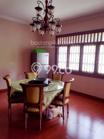 Dijual! Vila Kawasan , Ukuran 2530m2m², Dekat Mudah Pusat Kota Dijual! Vila Kawasan , Ukuran 2530m2m², Dekat Mudah Pusat Kota