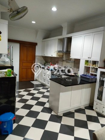 JUAL CEPAT! Rumah Ready Stock Lokasi Premium Sunter, Luas 200m² Bangunan 240m² JUAL CEPAT! Rumah Ready Stock Lokasi Premium Sunter, Luas 200m² Bangunan 240m²