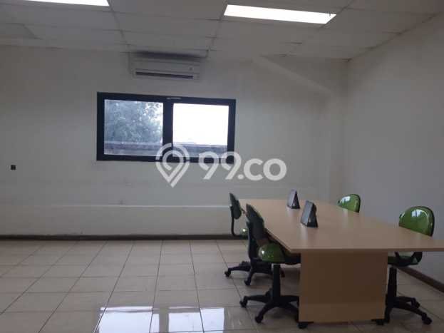 Gudang Strategis Kawasan Jababeka, Luas 1964m², Kawasan Bisnis, Tingkat Keramaian Tinggi Gudang Strategis Kawasan Jababeka, Luas 1964m², Kawasan Bisnis, Tingkat Keramaian Tinggi