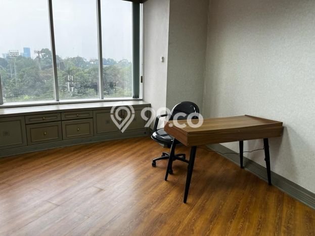 Disewakan Kantor Premium di Sudirman, Luas 218m², Lokasi Komersial, Akses Mudah Disewakan Kantor Premium di Sudirman, Luas 218m², Lokasi Komersial, Akses Mudah