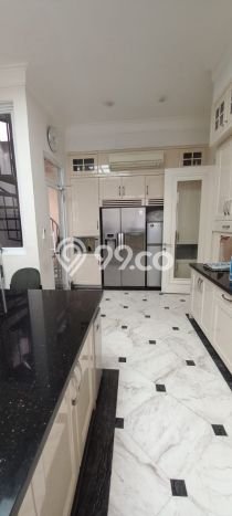 Rumah Terawat di Ancol, Jakarta Utara, Luas 700m² LB 1162m² DIJUAL CEPAT! Rumah Terawat di Ancol, Jakarta Utara, Luas 700m² LB 1162m² DIJUAL CEPAT!