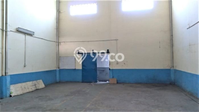 Jual Gudang Area Komersial Kawasan Cakung, Luas 275m², Jalan Raya Jual Gudang Area Komersial Kawasan Cakung, Luas 275m², Jalan Raya