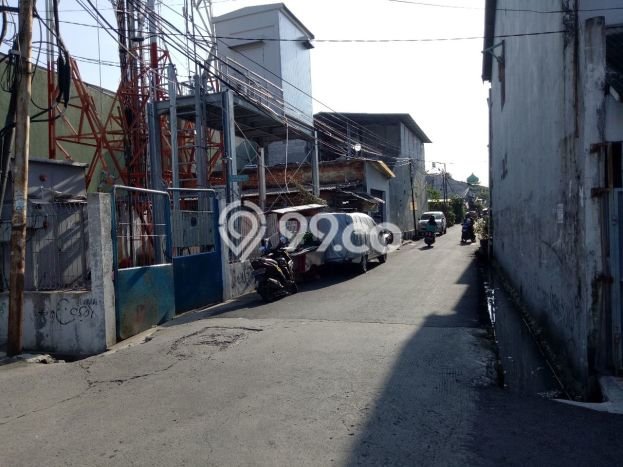 Unit Komersial Dijual di Jakarta Utara LT 375m2 & LB 300m2 Unit Komersial Dijual di Jakarta Utara LT 375m2 & LB 300m2
