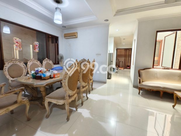 Dijual Rumah Luas Elegan Dengan View Cantik di Sunter, Jakarta Utara Dijual Rumah Luas Elegan Dengan View Cantik di Sunter, Jakarta Utara