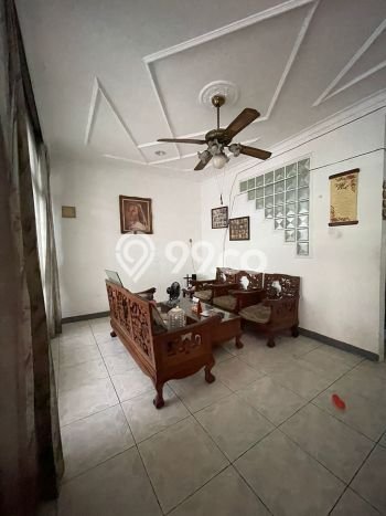 For Sale! Luxury House LT 225m2 Desain Modern di Pasar Baru For Sale! Luxury House LT 225m2 Desain Modern di Pasar Baru