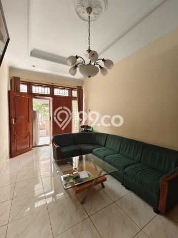 PROPERTI PILIHAN! Rumah Asri di Sunter, Luas 170m² Bangunan 250m² PROPERTI PILIHAN! Rumah Asri di Sunter, Luas 170m² Bangunan 250m²